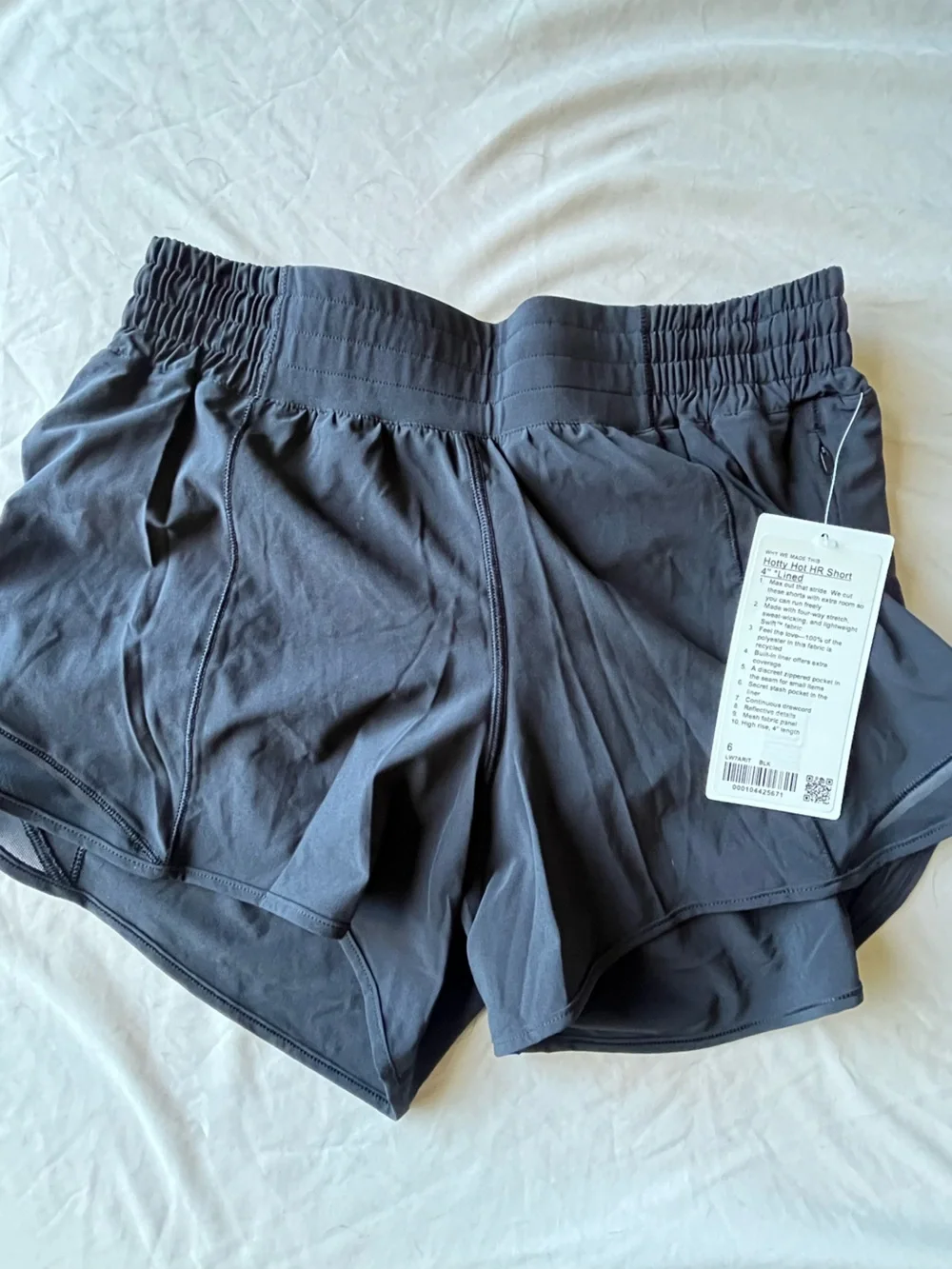 lululemon hotty hot high rise short 4” lines